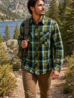 Sombrio Green Black Plaid Flannel Button Up Shirt Size XL Outdoor Casual Utility
